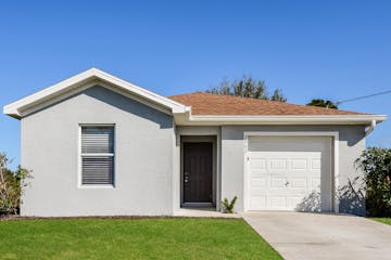 2902 64TH ST LEHIGH ACRES, FL 33971